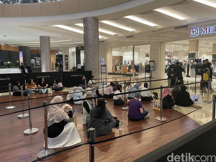 BTS POP-UP: MONOCHROME IN JAKARTA
