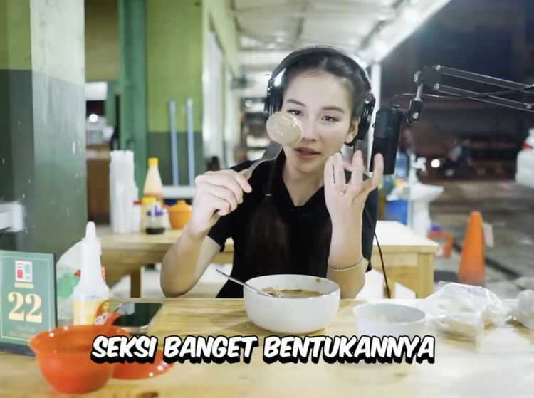 Catat! Ini 10 Rekomendasi Bakso Enak dari Ayu Ting Ting