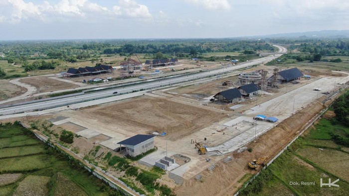 Dikebut! Ini Penampakan Tol Penghubung Aceh-Sumut PT Hutama Karya (Persero) (Hutama Karya) kembali memastikan penyelesaian Tol Trans Sumatera sesuai rencana, khususnya pengusahaan jalan tol yang akan menghubungkan 2 provinsi, Aceh dan Sumatera Utara (Sumut).