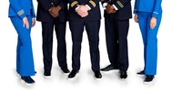 Mulai tanggal 6 Mei, kru di KLM diperbolehkan mengenakan sepatu kets di balik seragam mereka.