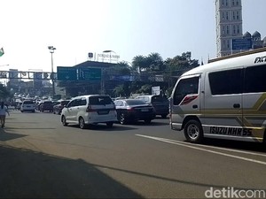 10 Ribu Kendaraan Masuk Kawasan Puncak Bogor Pagi Ini