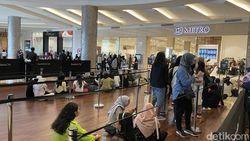 Makin Siang, Ribuan ARMY Geruduk BTS POP-UP: MONOCHROME