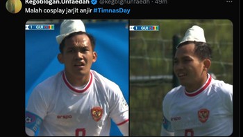 Kepala Witan diperban setelah benturan dengan pemain Guinea. Foto: Twitter