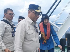 Menhub Budi Karya Targetkan Pelabuhan Tanjung Wangi Beroperasi Tahun Depan