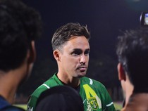 Rumor Transfer Persebaya, Paul Munster: Tunggu Saja!