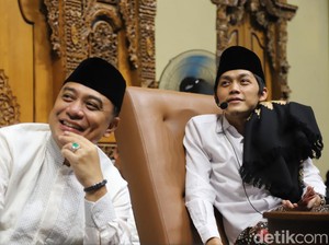 Pengajian Akbar Undang Gus Iqdam Ramaikan Hari Jadi Surabaya ke-731