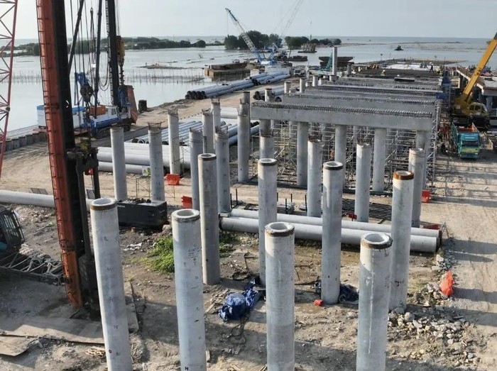 Proyek Tol Semarang-Sayung.