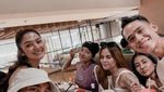 Siti Badriah dan Krisjiana Baharudin Kompak Makan Enak di Bali dan Thailand