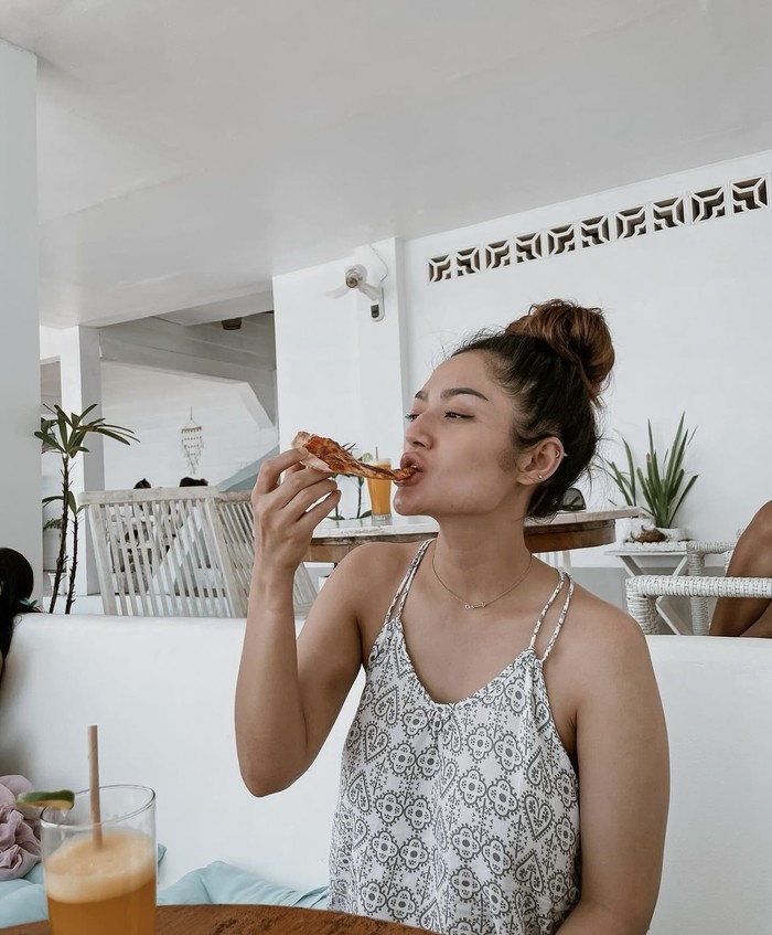 Siti Badriah dan Krisjiana Baharudin Kompak Makan Enak di Bali dan Thailand Siti Badriah dan Krisjiana Baharudin Kompak Makan Enak di Bali dan Thailand
