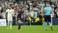Mueller Merasa Sering Dirugikan Wasit di Madrid, Bawa-Bawa Ronaldo