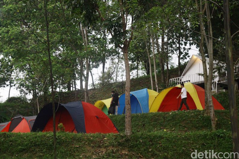 Tumbuhejo Campground di Sentul, Kabupaten Bogor