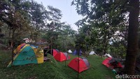 Adapun fasilitas yangditawarakn di Tumbuhejo di antaranya, camping ground, villa, tenda dome, glamping dan lahan untuk campervan. (Syanti Mustika/detikcom)