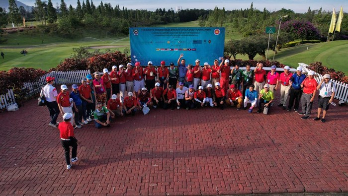 Turnamen golf di Bandung.