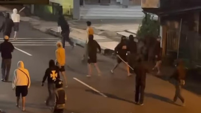Video tawuran antarkelompok di Jalan Beringin 1, Kota Magelang.
