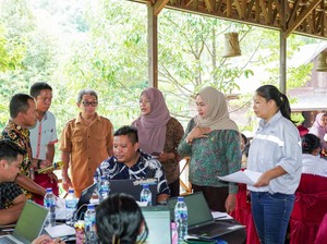 52 Guru SD-SMP Kutai Barat Ikuti Pelatihan Platform Merdeka Belajar