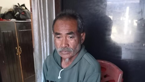 Abraham Sesfao (60), lansia penikaman pria di Kabupaten Kupang, NTT, Elimas Tanaem (21), diamankan di Mapolres Kupang. (Dokumentasi Polres Kupang)