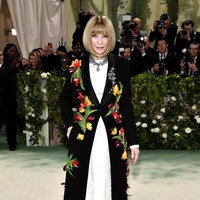Met Gala Dikritik Soal Keterlibatan Jeff Bezos, Ini Tanggapan Anna Wintour