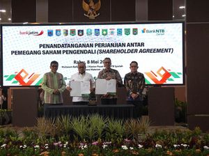 Bank NTB Syariah Resmi Sepakat Masuk Kelompok Usaha Bersama Bank Jatim