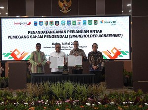 Bank NTB Syariah Resmi Sepakat Masuk Kelompok Usaha Bersama Bank Jatim
