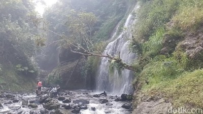 Curug Tilu Leuwi Opat, Kompleks Air Terjun yang Jadi Primadona di Bandung