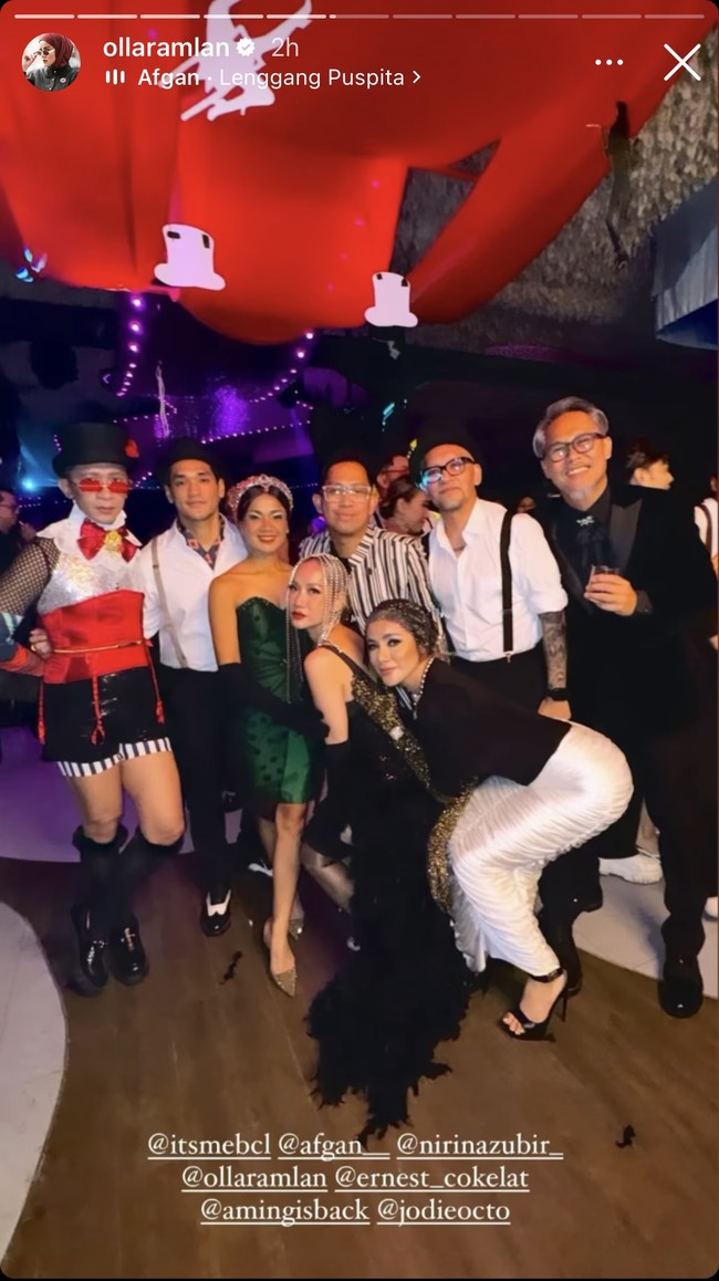 Penampilan para tamu undangan pun tak kalah menjadi sorotan. Bak Met Gala versi lokal, para tamu yang hadir tampil totalitas dengan busana pilihan mereka masing-masing. Foto: Instagram