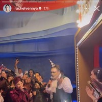 Rossa juga terlihat hadir dan ikut menyanyikan lagu Selamat Ulang Tahun untu BCL dan ketiga rekannya. Terlihat acara tersebut berlangsung dengan begitu meriah. Foto: Instagram