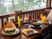 Long Weekend! 5 Restoran Legendaris di Cisarua Ini Cocok Buat Makan Bareng Keluarga