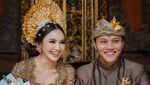 Romantis! Ini Momen Rizky Febian dan Mahalini saat Kulineran