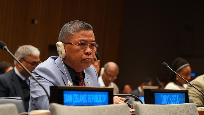 Wakil Menteri Lingkungan Hidup dan Kehutanan, Alue Dohong