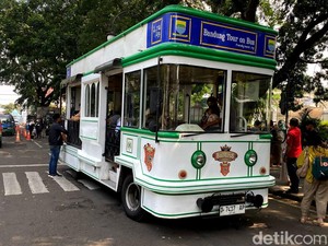 Bandros Masih Jadi Primadona Saat Libur Panjang di Bandung