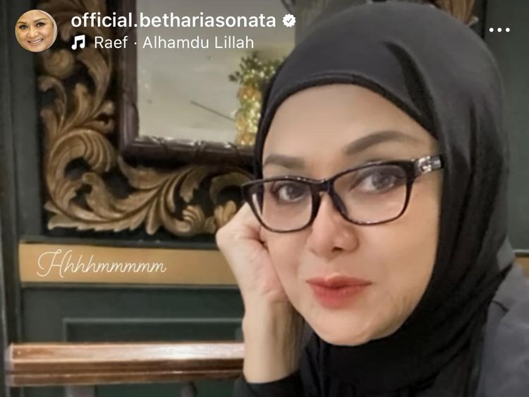Betharia Sonata Doyan Makan Seafood hinga Kulineran di Luar Negeri