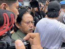 5 Potret Tampang Serius Epy Kusnandar Usai Pemeriksaan