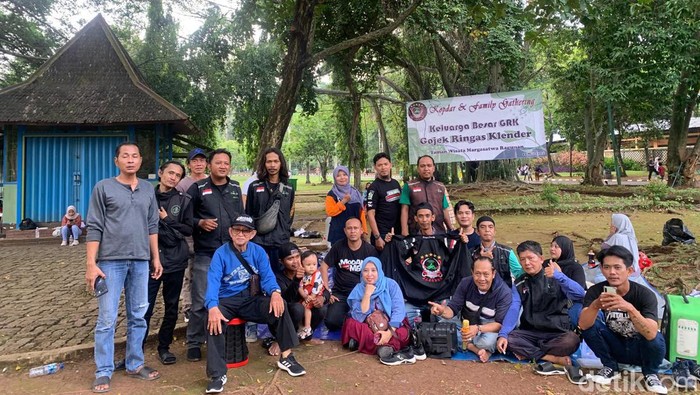 Kopdar Komunitas Ojol Jaktim di Ragunan: Mencari Nuansa Baru Selain Puncak