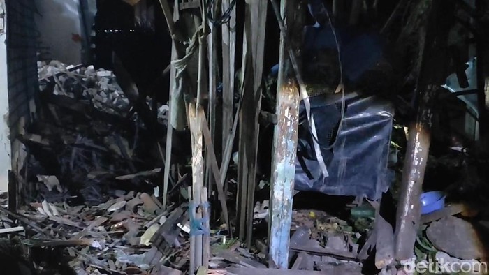 Ledakan Bondet di Pasuruan Ledakan Bondet di Pasuruan