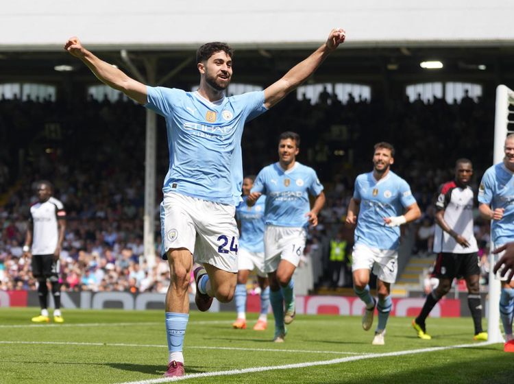 3 Dari 5 Bek Termahal di Dunia Ada di Manchester
