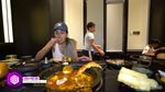 Wow! Nikita Mirzani Mukbang Kepiting Alaska Seharga Rp 14 Juta