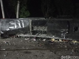 Guru Tewas Kecelakaan Bus di Subang, Anak Kenang Momen Video Call Terakhir