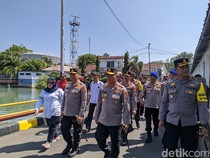 Kabarhakam Polri Pelototi Pengamanan Pelabuhan Lembar Lombok Jelang WWF