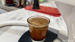 Sluurp! Uniknya Kopi Mocktail Gadis Kretek Dasiyah di Kafe Slow Bar Ini