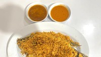 Gurame Goreng Taliwangnya dibanderol Rp 85.000. Gurame goreng ini juga disajikan dengan dua bumbu sambal pelengkap. Foto: Detikcom / Atiqa Rana