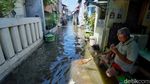 Banjir Rob Menggenangi Pesisir Surabaya