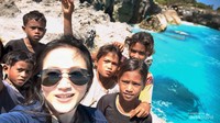 Tidak lupa mengabadikan keceriaan, kebaikan serta keramahan adik-adik Sumba yang cantik dan ganteng.