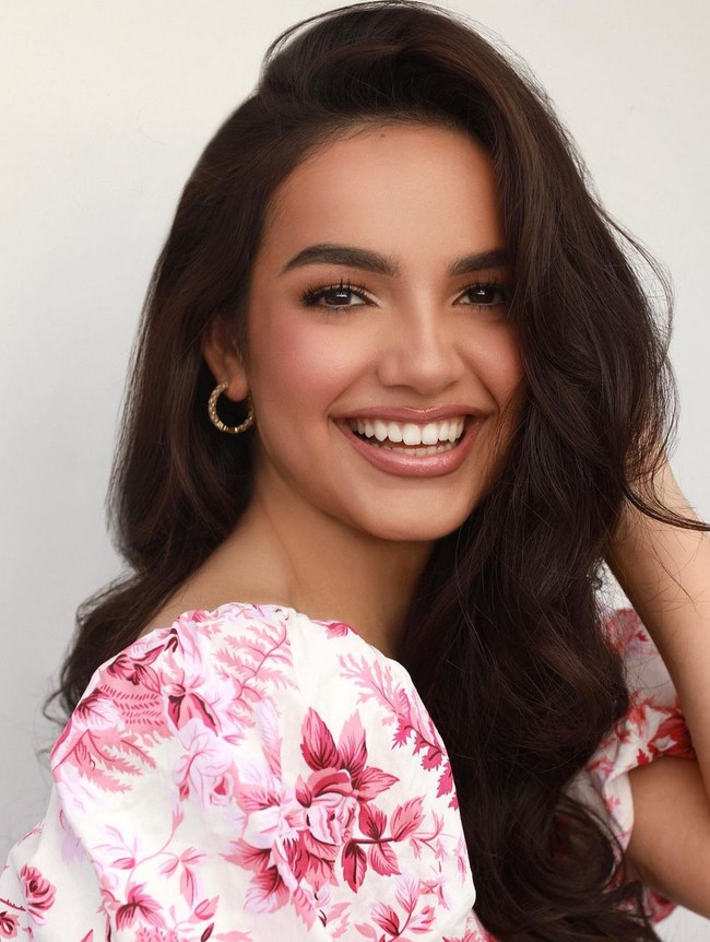 Pengunduran diri remaja 17 tahun ini diumumkan tak lama setelah Noelia Voigt juga melepas gelar Miss USA. Sebelumnya, muncul tudingan lingkungan kerja yang tak sehat di Miss USA Organization. Foto: Instagram/@umasofias