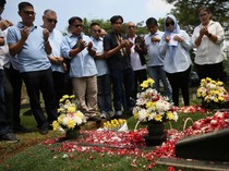 Alumni Trisakti Ziarah Pejuang Reformasi