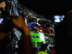Bahaya Mengintai Bus Tua Disulap Jadi Tampak Muda Tanpa Izin
