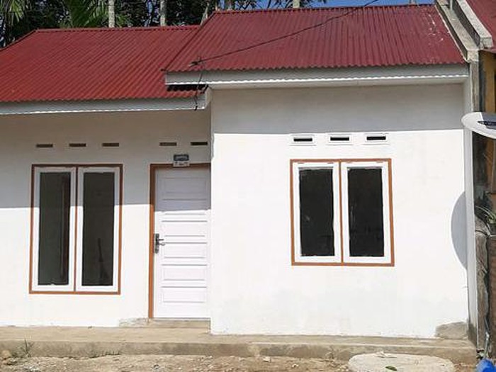 Tampilan depan rumah di Green Mubarak.