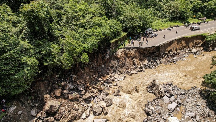 Korban Tewas Banjir Bandang di Sumbar Bertambah Jadi 43 Orang
