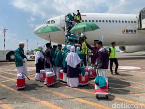 Perang AS-Iran Tak Kunjung Usai, Maskapai Minta Tiket Penerbangan Haji Naik
