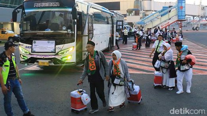 Pergi Haji Bawa Uang Berapa? Ini Jumlah Idealnya