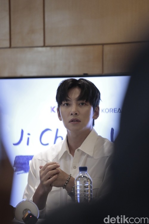 Acara fansign Ji Chang Wook di KOREA 360.